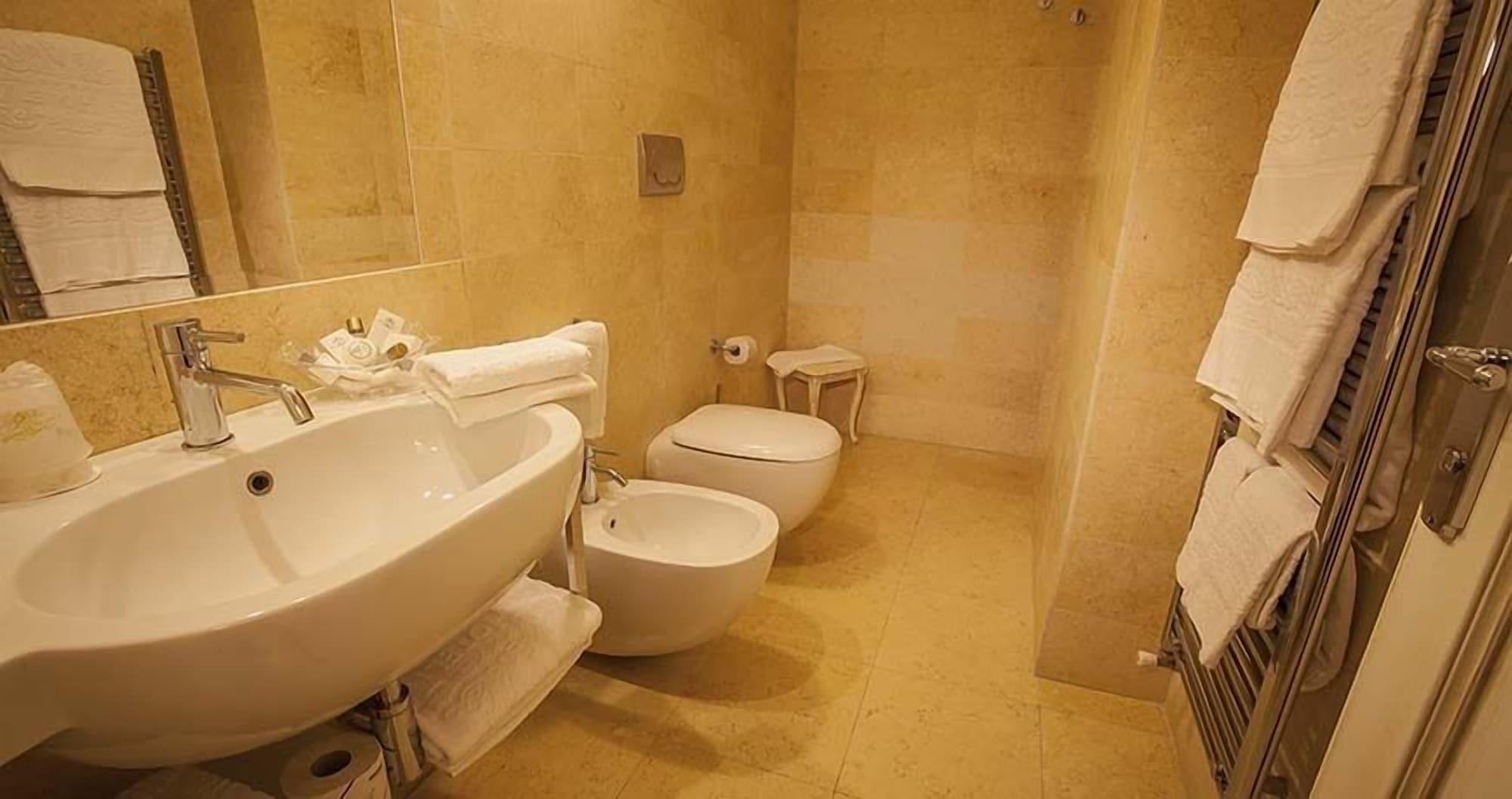 Palace Hotel Vieste Ngoại thất bức ảnh