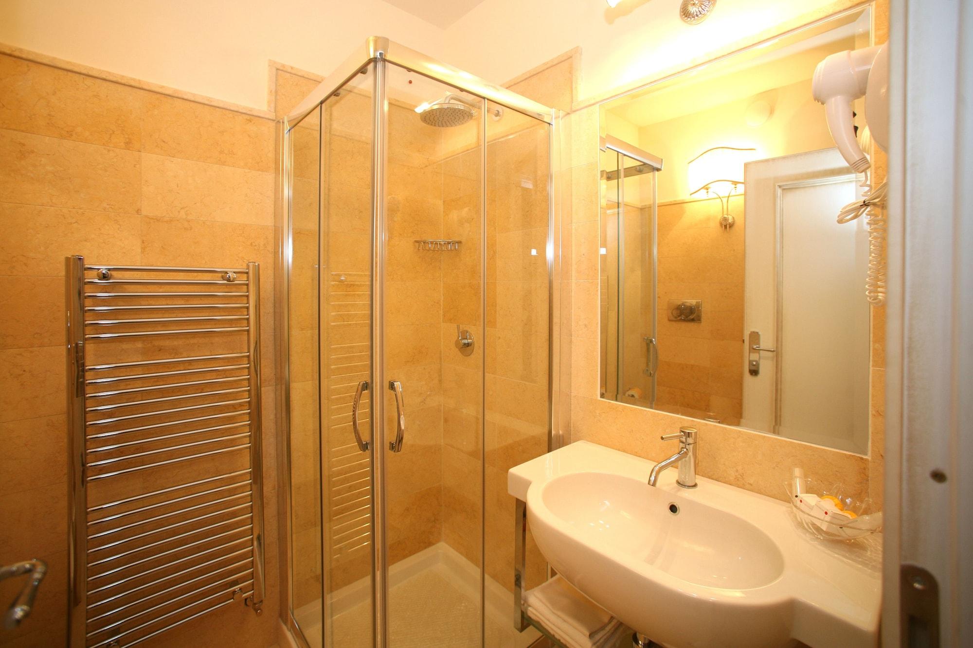 Palace Hotel Vieste Ngoại thất bức ảnh